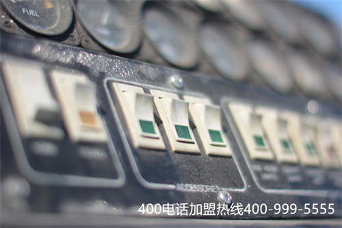(400電話是聯(lián)通還是電信)(企業(yè)用戶在辦理400電話后可以更換代理商嗎？)