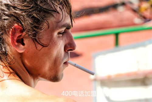 (辦理400電話的收費(fèi)標(biāo)準(zhǔn))(400電話辦理怎么收費(fèi)？有什么樣的收費(fèi)標(biāo)準(zhǔn)？)