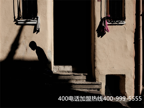 (400電話申請服務商選什么)(400電話以客戶服務為本)