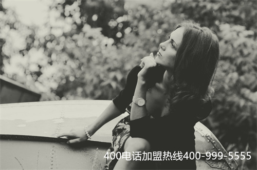 (400電話區(qū)別)(400電話可以綁定多少不同的電話號(hào)碼)