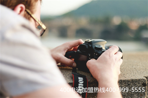 (中國(guó)電信400電話(huà)線(xiàn)上辦理業(yè)務(wù))(電信400電話(huà)好嗎？)